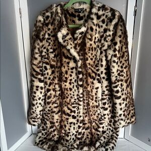 Honeybum faux fur swing coat S leopard print W/ pockets